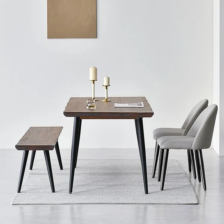 Tavolo da pranzo con base treppiede ferro nero Tavolo da pranzo industriale moderno legno massello Clearhalo