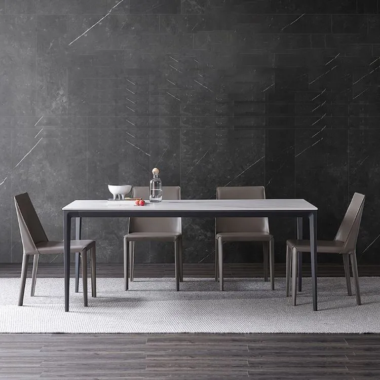 Tavolo da pranzo con piano pietra Tavolo da pranzo moderno con 4 gambe nere Clearhalo