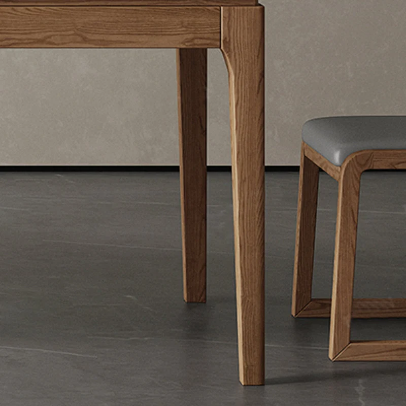 Tavolo da pranzo con struttura legno di frassino Tavolo da pranzo con piano pietra nera per la casa Clearhalo