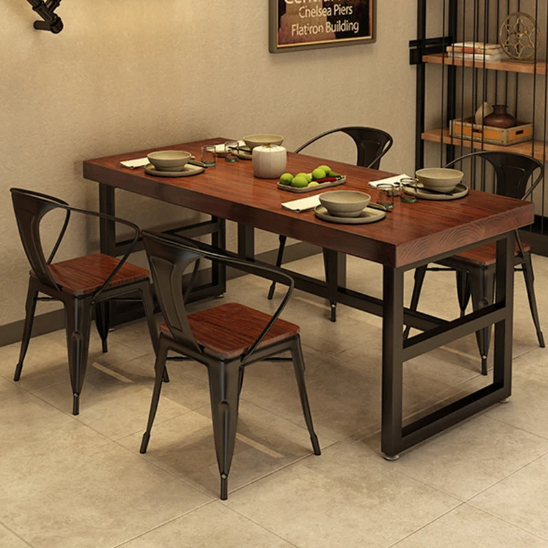 Tavolo da pranzo industriale legno massello Tavolo da pranzo marrone con struttura metallo Clearhalo