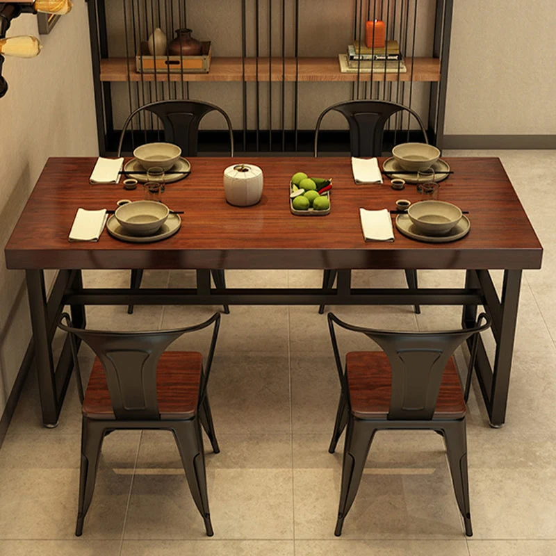 Tavolo da pranzo industriale legno massello Tavolo da pranzo marrone con struttura metallo Clearhalo