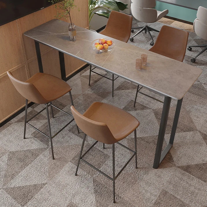 Tavolo da pranzo moderno da bar rettangolare con piano pietra sinterizzata e base metallo Clearhalo