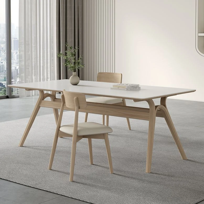 Tavolo da pranzo moderno con base legno di frassino e piano pietra sinterizzata con sedie Clearhalo
