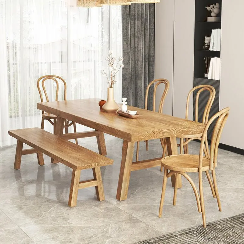 Tavolo da pranzo moderno con finitura naturale Tavolo da pranzo con piano legno massello Clearhalo