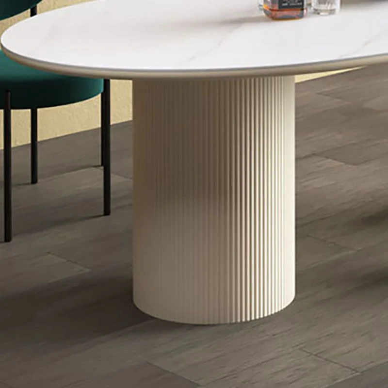 Tavolo da pranzo moderno con piano pietra Tavolo da pranzo ovale per cucina casalinga con treppiede Clearhalo