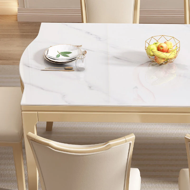 Tavolo da pranzo moderno con piano pietra bianca e gambe legno massello per soggiorno Clearhalo