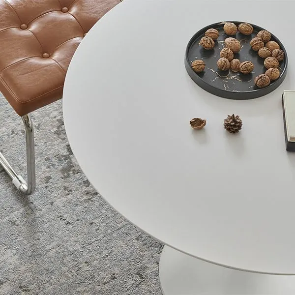 Tavolo da pranzo moderno con piedistallo bianco Tulip Tavolo pietra per cucina Clearhalo