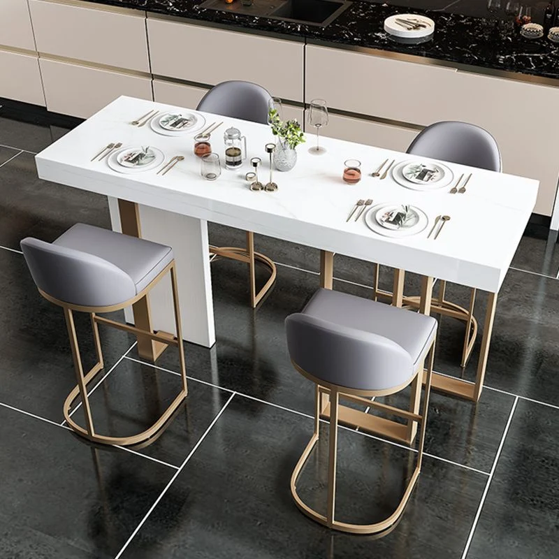 Tavolo da pranzo moderno marmo con accento bistrot Tavolo da bar per patio interno con doppio piedistallo Clearhalo