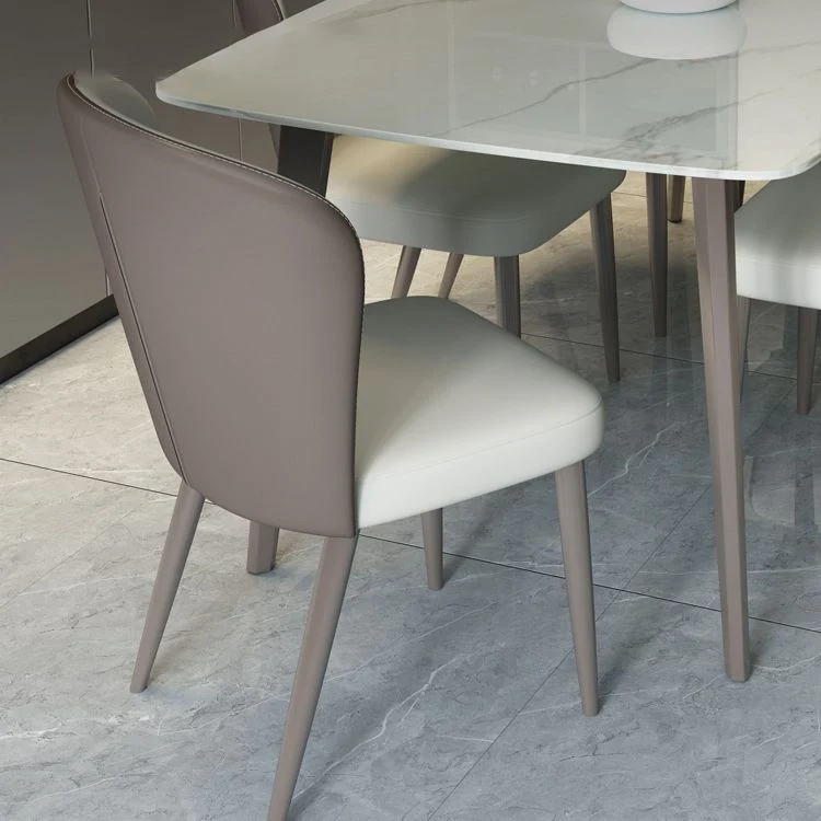Tavolo da pranzo moderno rettangolare con piano pietra bianca e base 4 gambe Clearhalo