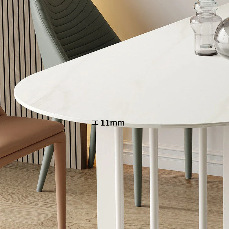 Tavolo da pranzo moderno Tavolo pietra sinterizzata con gambe metallo per uso domestico Clearhalo
