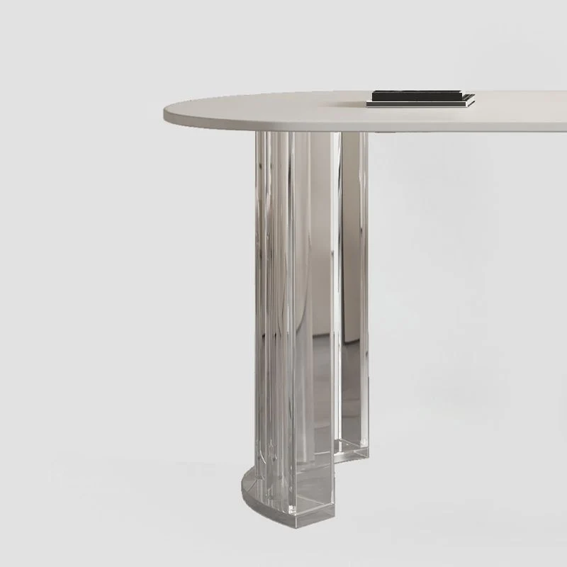 Tavolo da pranzo ovale con piano bianco Tavolo da pranzo pietra con base acrilico Clearhalo