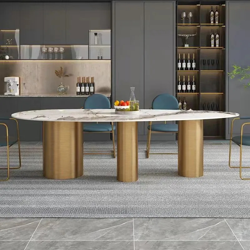 Tavolo da pranzo ovale con piano pietra sinterizzata di lusso, tavolo da cucina con 3 gambe oro Clearhalo