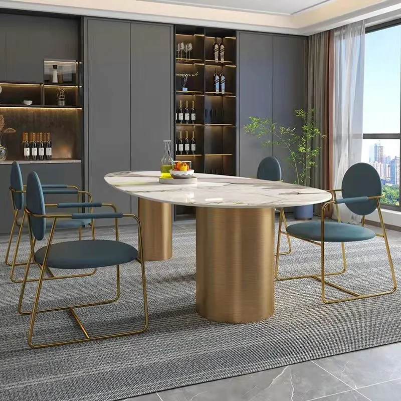 Tavolo da pranzo ovale con piano pietra sinterizzata di lusso, tavolo da cucina con 3 gambe oro Clearhalo