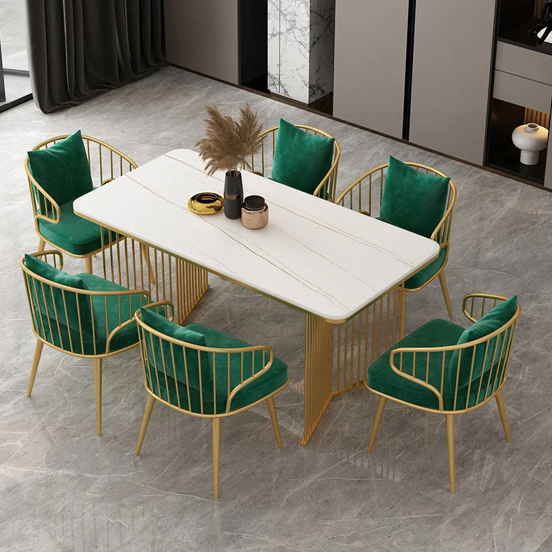 Tavolo da Pranzo Pietra Tavolo Tradizionale di Lusso con Base Slitta Oro Clearhalo