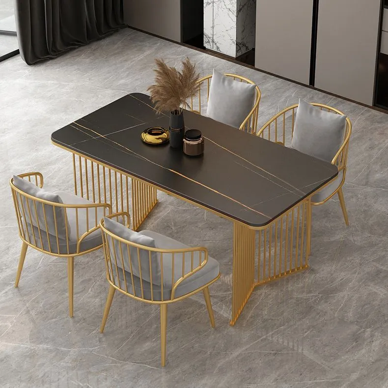 Tavolo da Pranzo Pietra Tavolo Tradizionale di Lusso con Base Slitta Oro Clearhalo