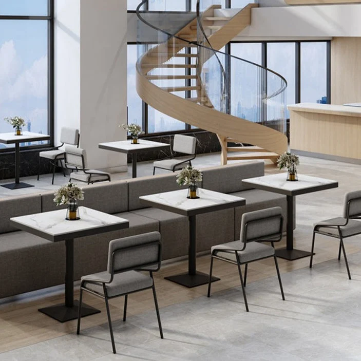 Tavolo da pranzo quadrato industriale metallo con piano pietra sinterizzata con piedistallo nero Clearhalo