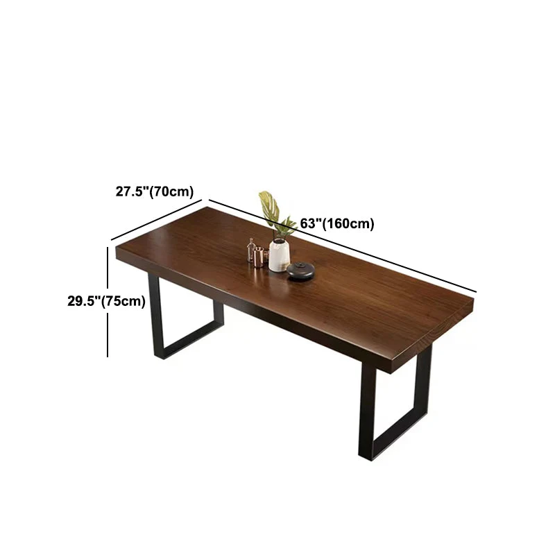 Tavolo da pranzo rettangolare con base slitta ferro nero con piano legno massello marrone Clearhalo