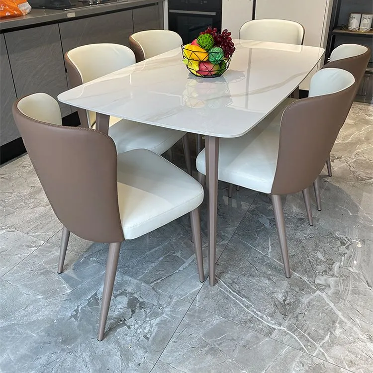 Tavolo da pranzo rettangolare di lusso tradizionale con piano pietra per la casa Clearhalo