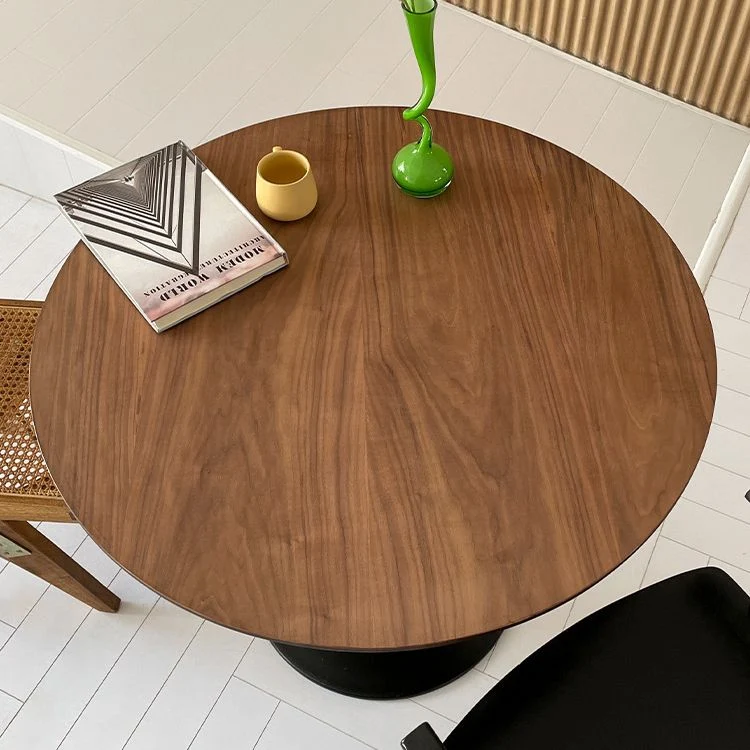 Tavolo da pranzo rotondo stile moderno Tulip Home Table con base metallo Clearhalo