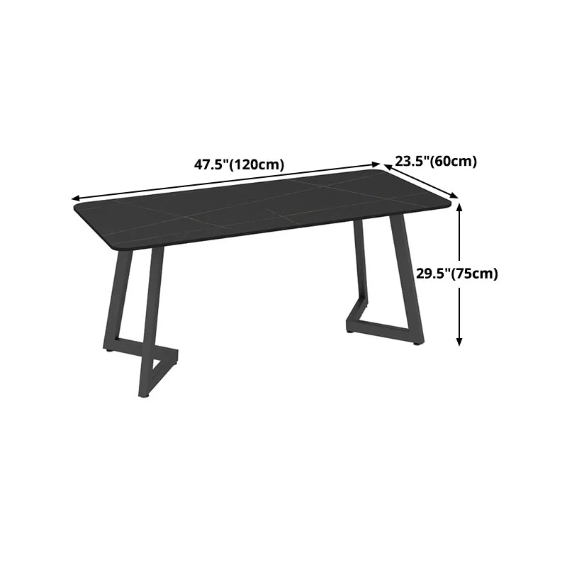 Tavolo da pranzo stile industriale Tavolo pietra sinterizzata nera con base metallo Clearhalo