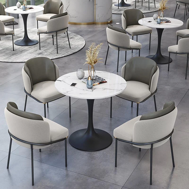 Tavolo rotondo di lusso tradizionale metallo con tavolo da pranzo pietra sinterizzata con base tulipano per la casa Clearhalo