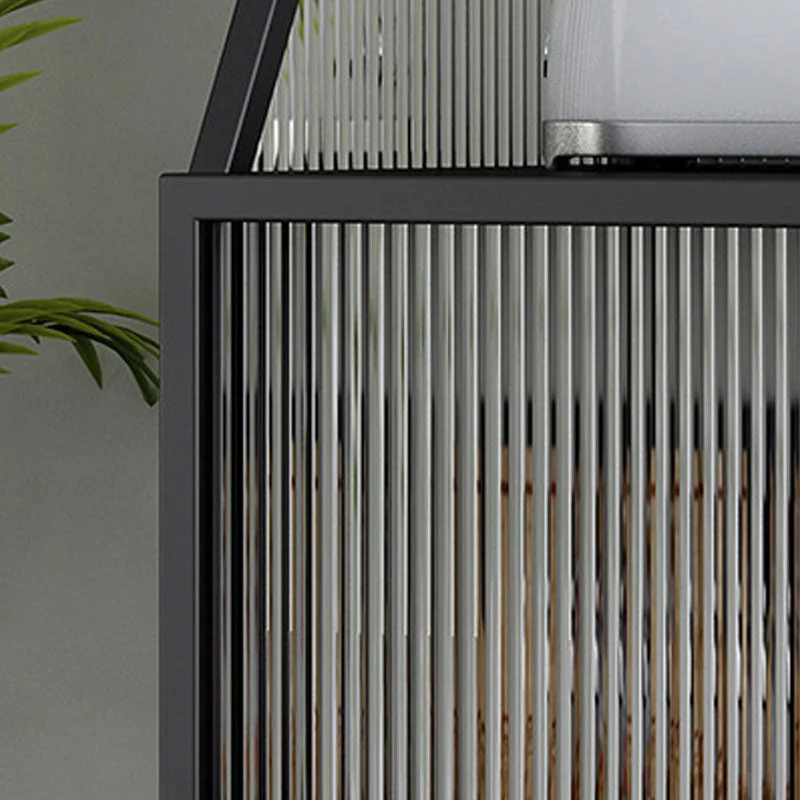 Vetrina contemporanea metallo con ante vetro per sala da pranzo Clearhalo