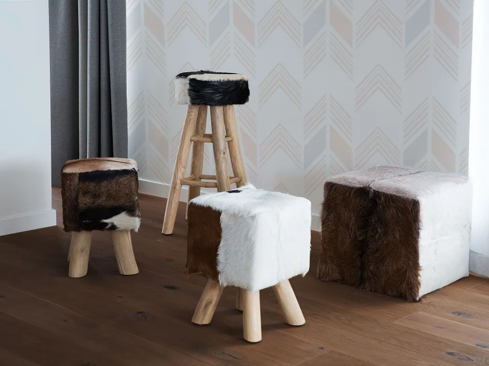 Sgabello poggiapiedi ottomano legno motivo muccato DALTON