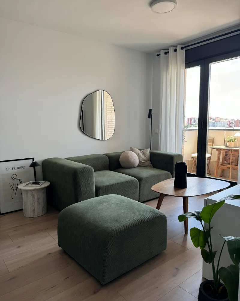 Divano componibile velluto coste verde 3 posti con pouf FALSTERBO
