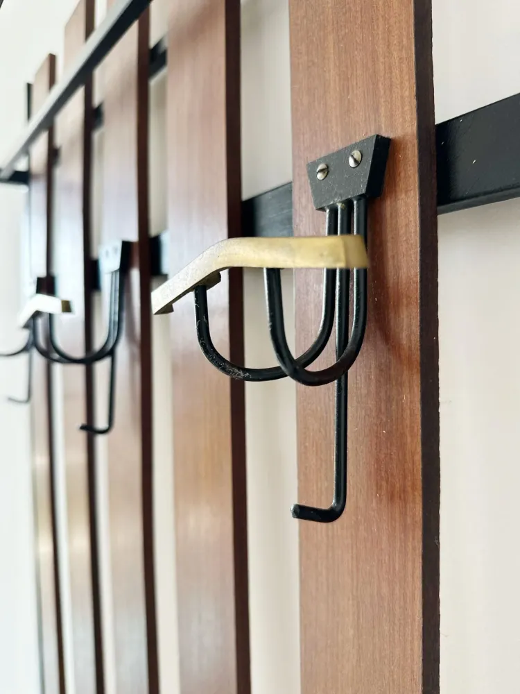 Appendiabiti con listarelle legno