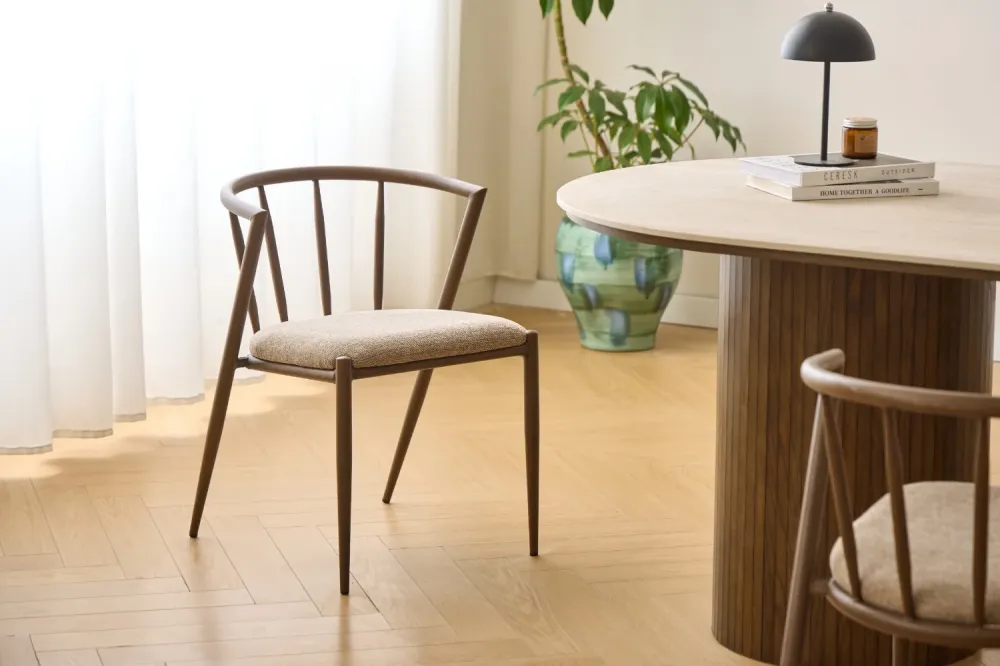 Bella Sedia da pranzo - Look rovere fumé con seduta imbottita sabbia