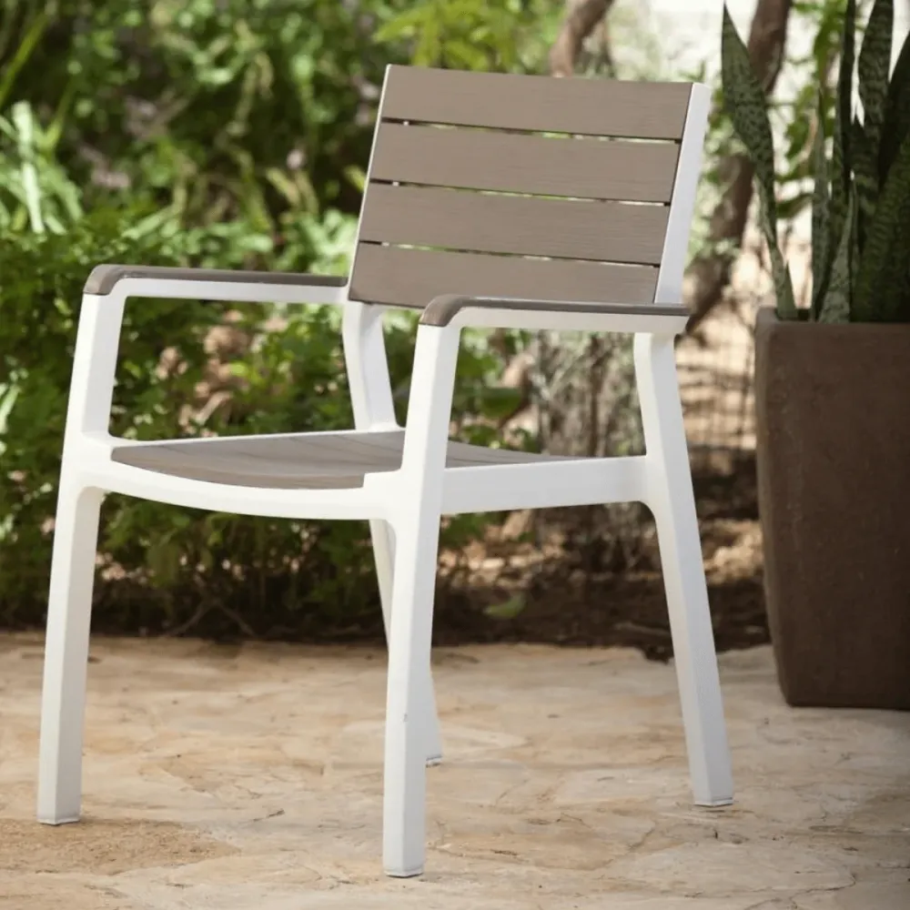 Set di sedie impilabili con braccioli "Harmony" resina effetto legno da giardino cm 58x58 86h Capaldo