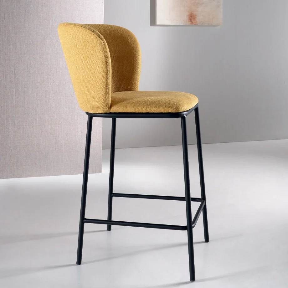 Set sgabelli fissi "Riva" dal design morbido e accogliente tessuto cm 58x52 95h Capodarte