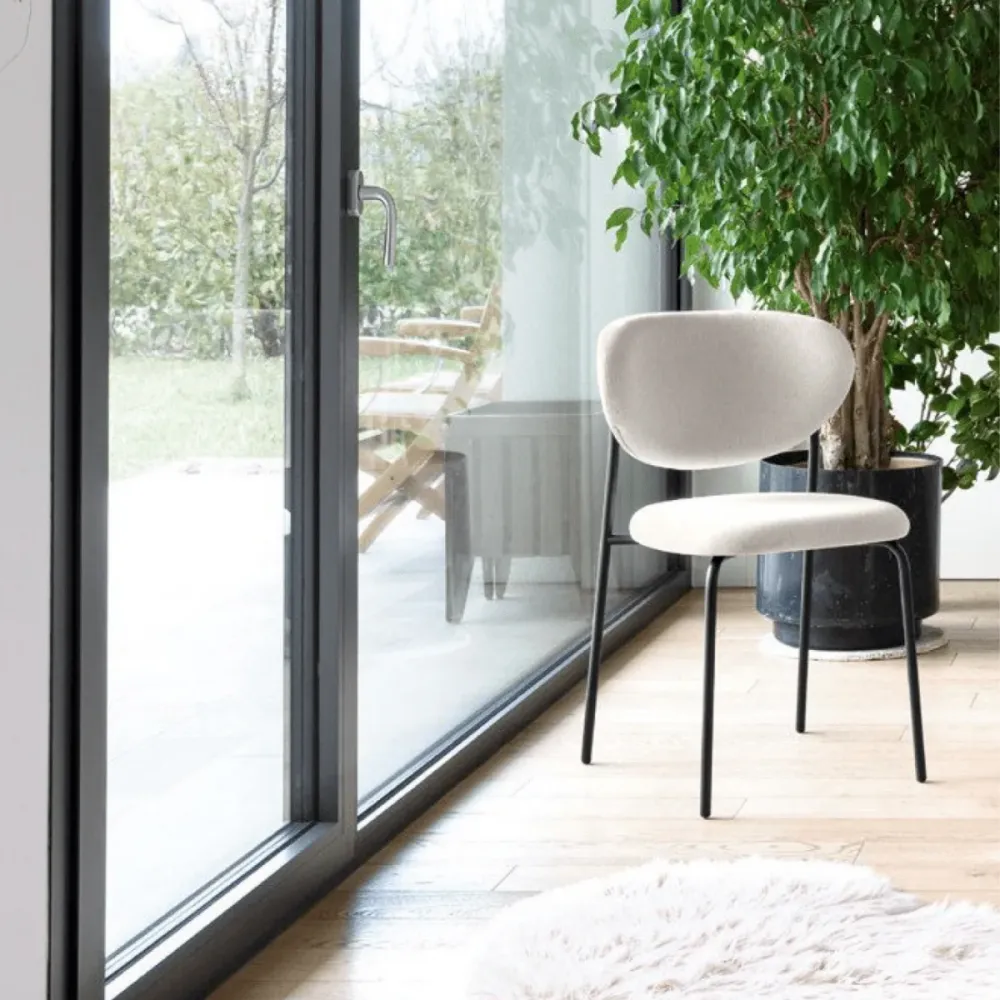 Set di sedie moderne da soggiorno "Cozy" con seduta e schienale imbottiti cm 50x54 80,5h Connubia