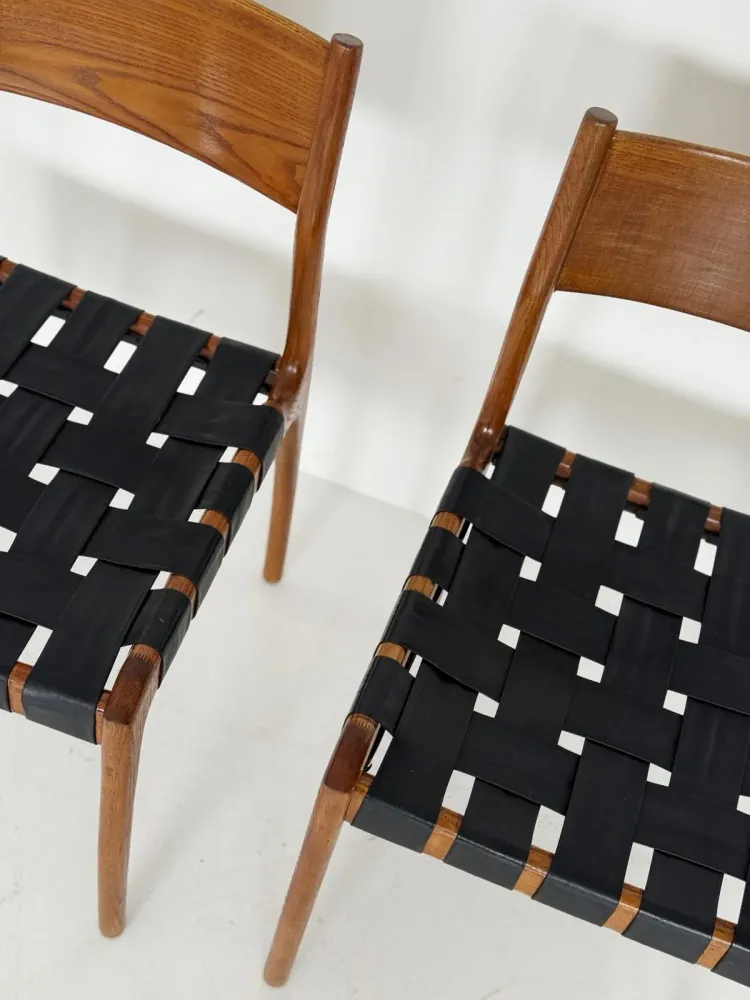 Coppia di sedie – modello 993, attribuite Studio Tipi per Montina