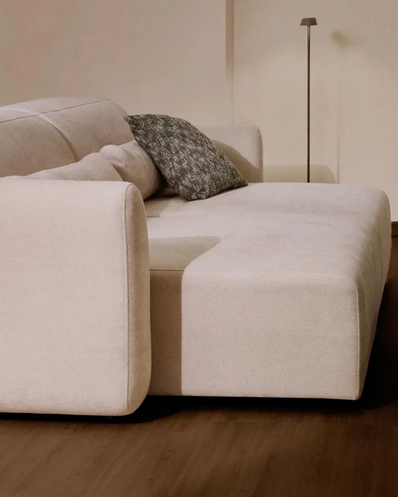 Divano Lares 4 posti con sedili allungabili elettricamente e poggiatesta regolabile ciniglia beige, cm 290