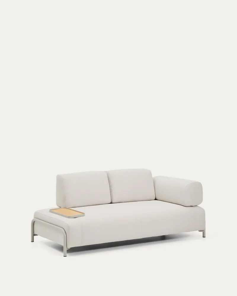 Divano 2 posti Compo fatto di Chenille Ecru, vassoio piccolo con impiallacciatura di quercia e beige Mead