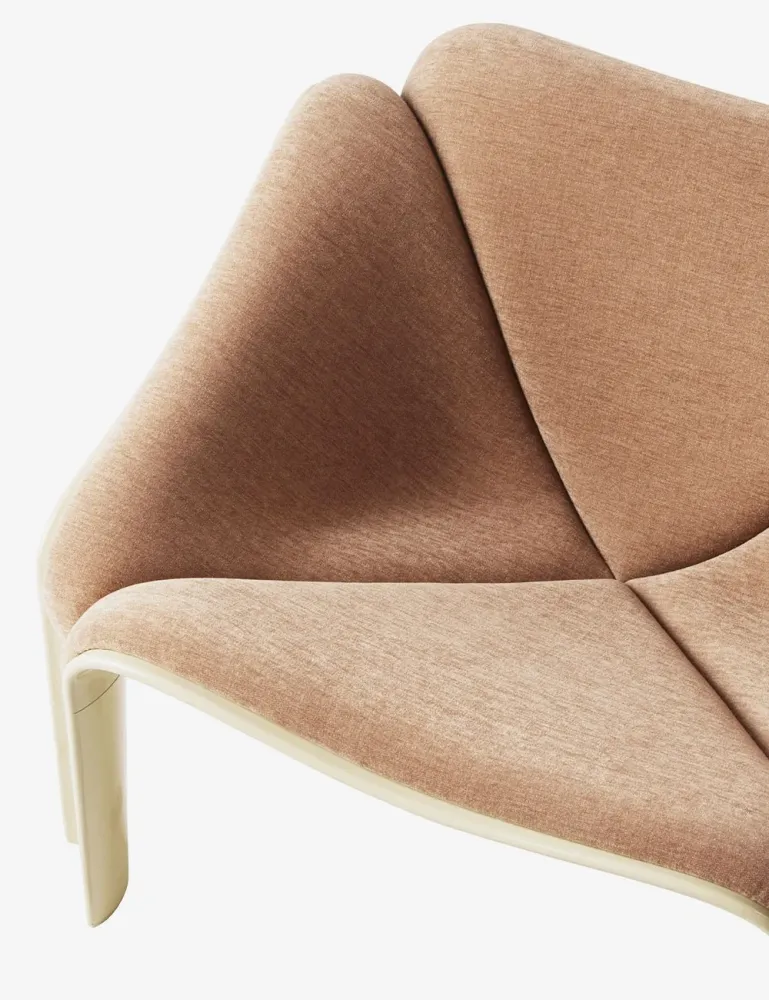 F300 lounge chair GUBI