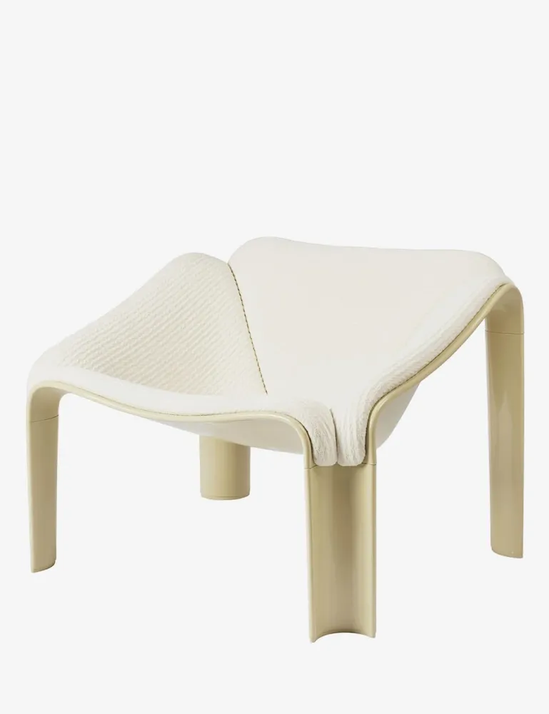 F300 lounge chair GUBI