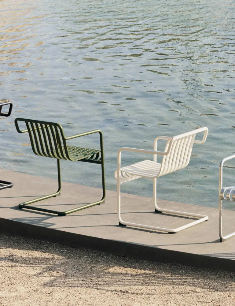 Palissade Cantilever dining armchair HAY