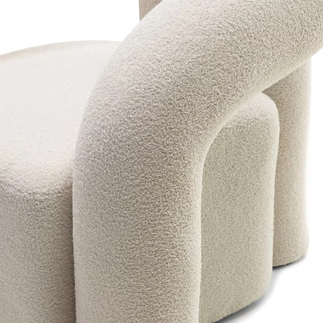 Poltrona imbottita SELLEL, beige chiaro, bouclé, forme arrotondate NOVA NOOK