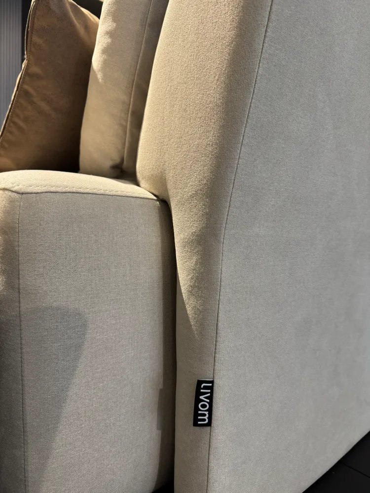 1. Pagamento Outlet- Divano ad angolo modulare Amy con funzione letto - Individuell Showroom Milano