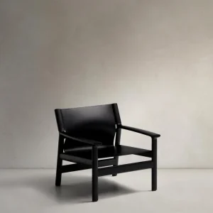 Polpietta Jan fatta con fibre pelle riciclata legno di cenere nero e solido FSC 100 % con sch