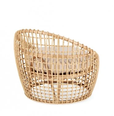 Poltrona "Camaleonte" con struttura rattan e cuscino