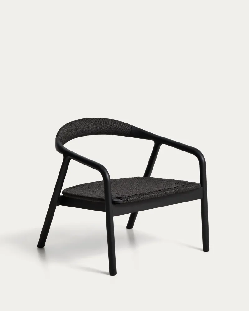 Poltrona Derile realizzata legno massello di rovere con finitura nera e corda di carta nera FSC 100%