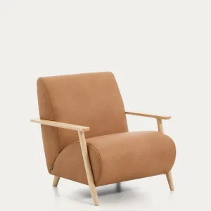 Poltrona Meghan pelle marrone con legno massello di frassino con finitura naturale, FSC Mix Credit