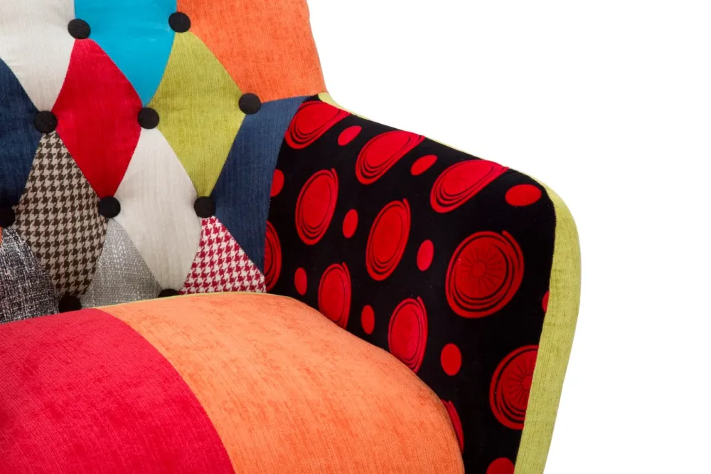 Poltrona patchwork imbottita con cuscino tessuto e legno cm 71x63x78h