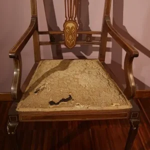 Poltrona da scrivania Chippendale con intarsi avorio