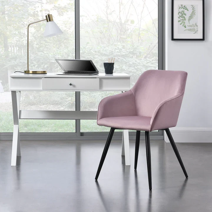 Poltrona Tarje con rivestimento velluto rosa