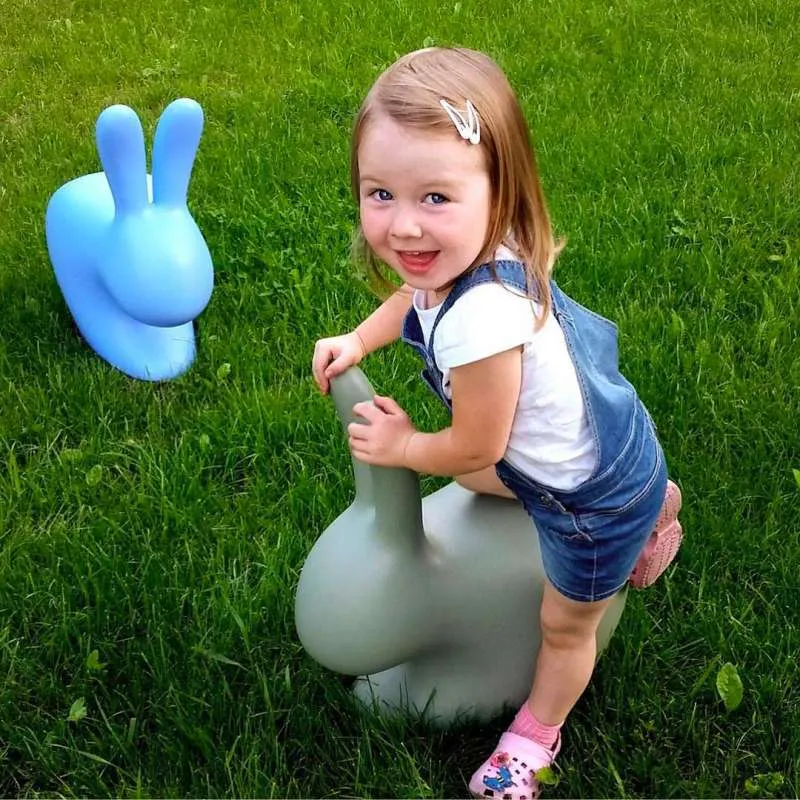 Qeeboo Sedia Rabbit Baby Grigio Chiaro