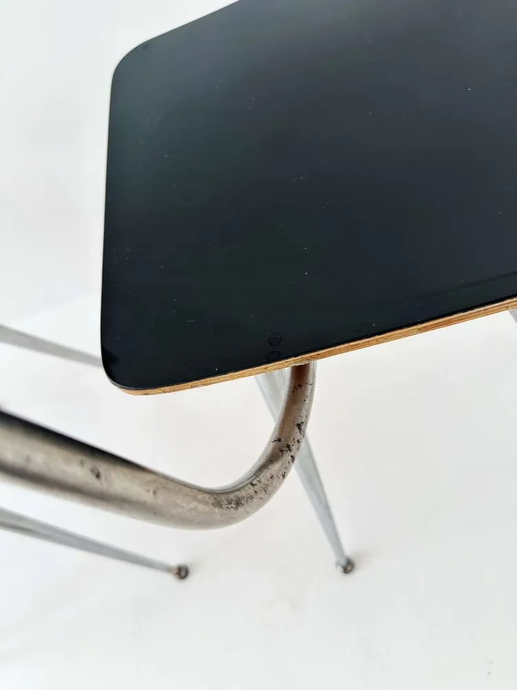 Quattro sedie formica
